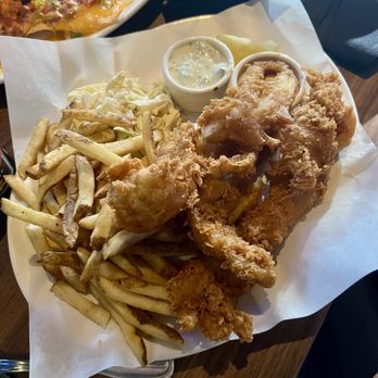 Yard House - Fish & Chips - American Near Me - Sparks, Nevada