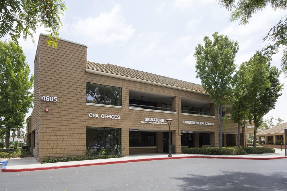 LAKESIDE PLAZA Updated September 2024 4505 4615 Barranca Pkwy