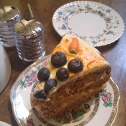 Teatopia - Carrot cake