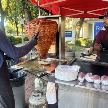 Los Perrones - Pork al pastor! The good stuff. - Tacos Near Me - Sacramento, California Los Perrones - Pork al pastor! The good stuff. - Tacos Near Me - Sacramento, California