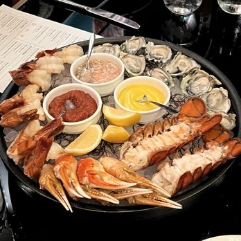 Cino - Chilled seafood platter- get it - Italian Near Me - Honolulu, Hawaii