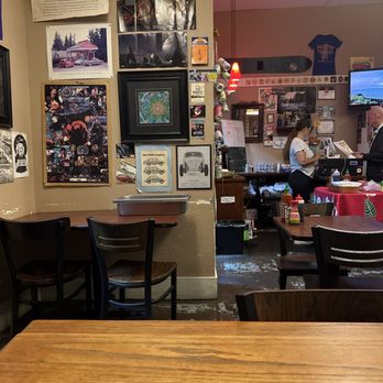 Hawaii Five-O-Three Café - Table views - Hawaiian Near Me - McMinnville, Oregon