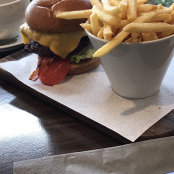 Woodfire & Green Gourmet Kitchen - The burger - Breakfast & Brunch Near Me - Dublin, D