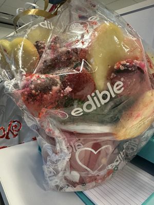 Edible Arrangements by null