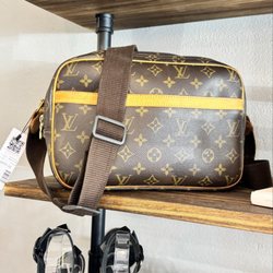 Threads Consignment Boutique