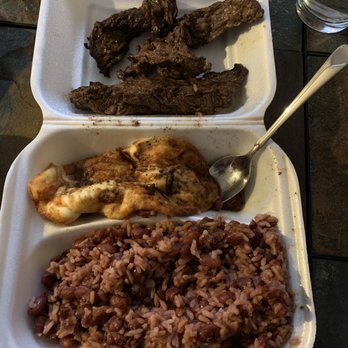 La Hormiga de Oro - Nicaraguan Near Me - Hialeah, Florida