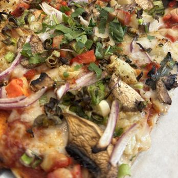 Curry Pizza - 16" Large Bhinda Special Pizza - Indian Near Me - Lehi, Utah