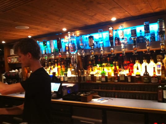 Pub Mont Fort by null