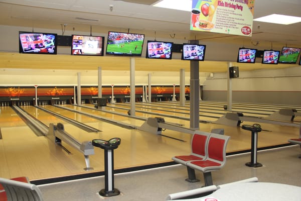 Bowlerama Rexdale by null