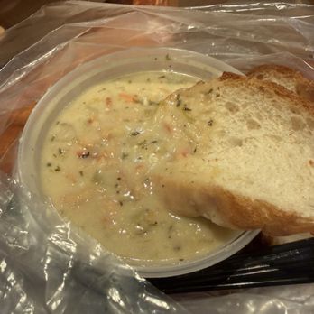Bear Flag Fish - Yummy Clam Chowder - Seafood Markets Near Me - Newport Beach, California