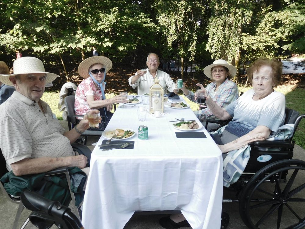 ATRIUM SENIOR LIVING OF PARK RIDGE 124 Noyes Dr, Park Ridge, New