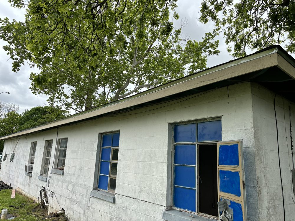 Slide of Y O Roofing