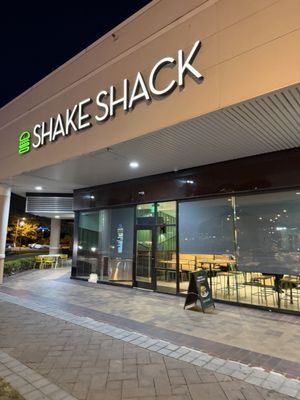 Shake Shack Secaucus by null