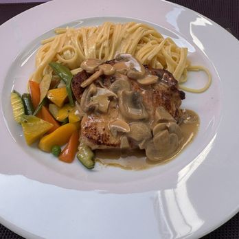 Restaurant Tenne - Grilled pork chops with buttered pasta and mixed veggies. Delish!! - Swiss Food Near Me - Gluringen, VS