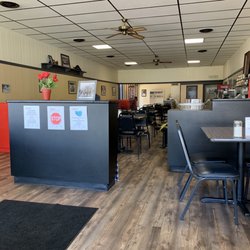 Corner Cafe - We were the only two people dining.