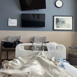 Los Robles Regional Medical Center - Private room on 4th floor at Los Robles Hospital!
