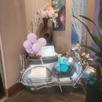 Ngoc Suong Restaurant - Vietnamese Near Me - Westminster, California