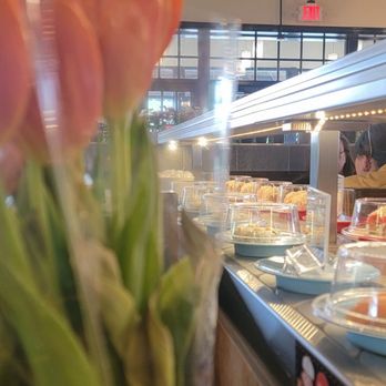 Sooshibay - Conveyor Belt Sushi Near Me - Kenosha, Wisconsin