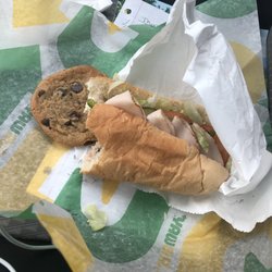 Sandwich and cookie
