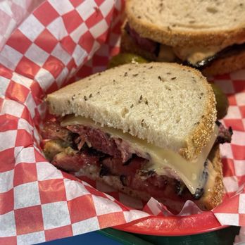 Mabel's BBQ - Sandwich the norm - Barbeque Near Me - Cleveland, Ohio