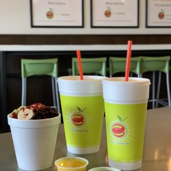Berry Blendz - Smoothies Acai Bowls green drinks wheatgrass shots