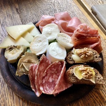 La Boite - Charcuterie board - Italian Near Me - Florence, FI