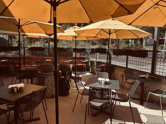 Postino Bryker Woods by null