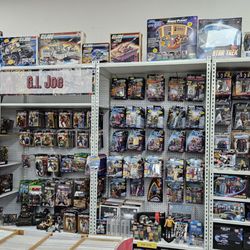 Gateway Comics and Toys - Toys.