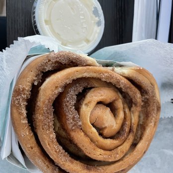 Uncle Chip's Cookie & Dessert Suppliers - Cinnamon Roll - Individual - Bakeries Near Me - Washington, DC, District of Columbia Uncle Chip's Cookie & Dessert Suppliers - Cinnamon Roll - Individual - Bakeries Near Me - Washington, DC, District of Columbia