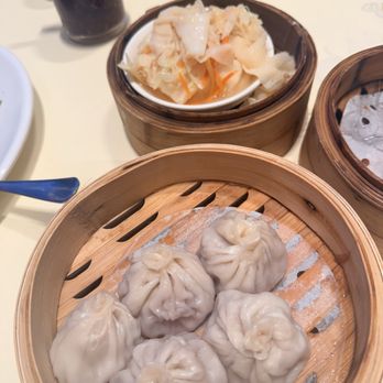 Diamond Bay Restaurant - Xiao long bao and beef tripe - Dim Sum Near Me - Seattle, Washington Diamond Bay Restaurant - Xiao long bao and beef tripe - Dim Sum Near Me - Seattle, Washington