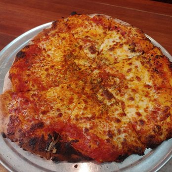 Hand Fire Pizza - Traditional Cheese Pizza - Pizza Near Me - Jackson, Wyoming