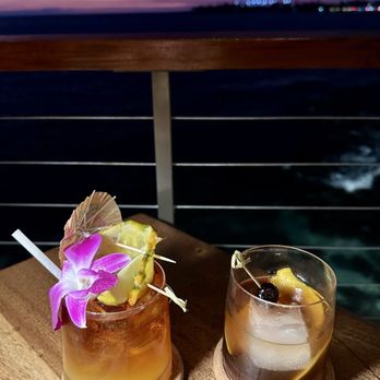 Huggo's Restaurant - Hers and his cocktails - Seafood Near Me - Kailua-Kona, Hawaii Huggo's Restaurant - Hers and his cocktails - Seafood Near Me - Kailua-Kona, Hawaii