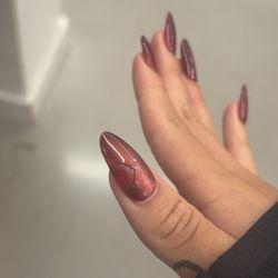 Hollywood Nails & Spa