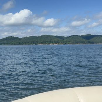 Economy Boat Rentals - Boat Charters Near Me - Broken Bow, Oklahoma