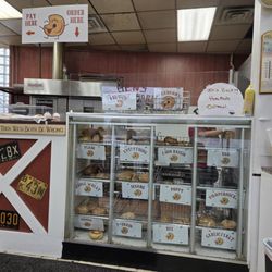 Ben's Bagel Barn