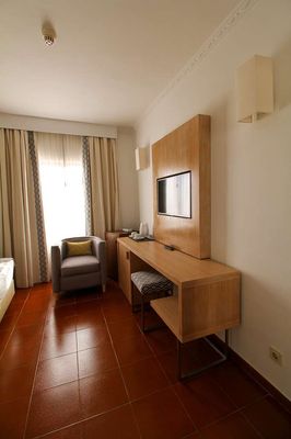 Best Western Hotel Dom Bernardo by null