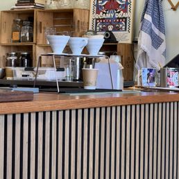 Pour over station