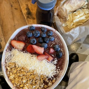 Fairgrounds Coffee and Tea - Mama Told Me Acai Bowl - Coffee & Tea Near Me - Oak Park, Illinois Fairgrounds Coffee and Tea - Mama Told Me Acai Bowl - Coffee & Tea Near Me - Oak Park, Illinois
