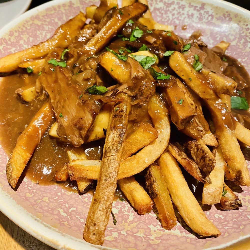 Juniper Bar & Restaurant - Poutine - American Near Me - Burlington, Vermont Juniper Bar & Restaurant - Poutine - American Near Me - Burlington, Vermont