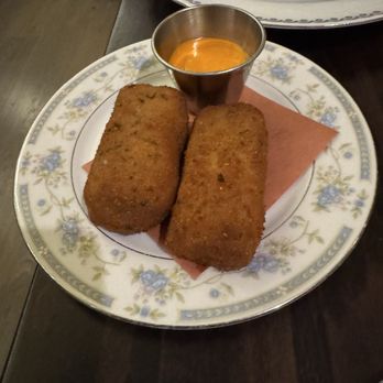 Vida - CROQUETTES: Serrano ham, machego cheese, salsa brava. A must order. - Tapas/Small Plates Near Me - Thornwood, New York Vida - CROQUETTES: Serrano ham, machego cheese, salsa brava. A must order. - Tapas/Small Plates Near Me - Thornwood, New York