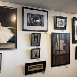 Kada Frame Shop