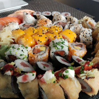 Miyagi - 40 pcs mixed sushi and nigiri plate. - Japanese Near Me - Lisbon, 11