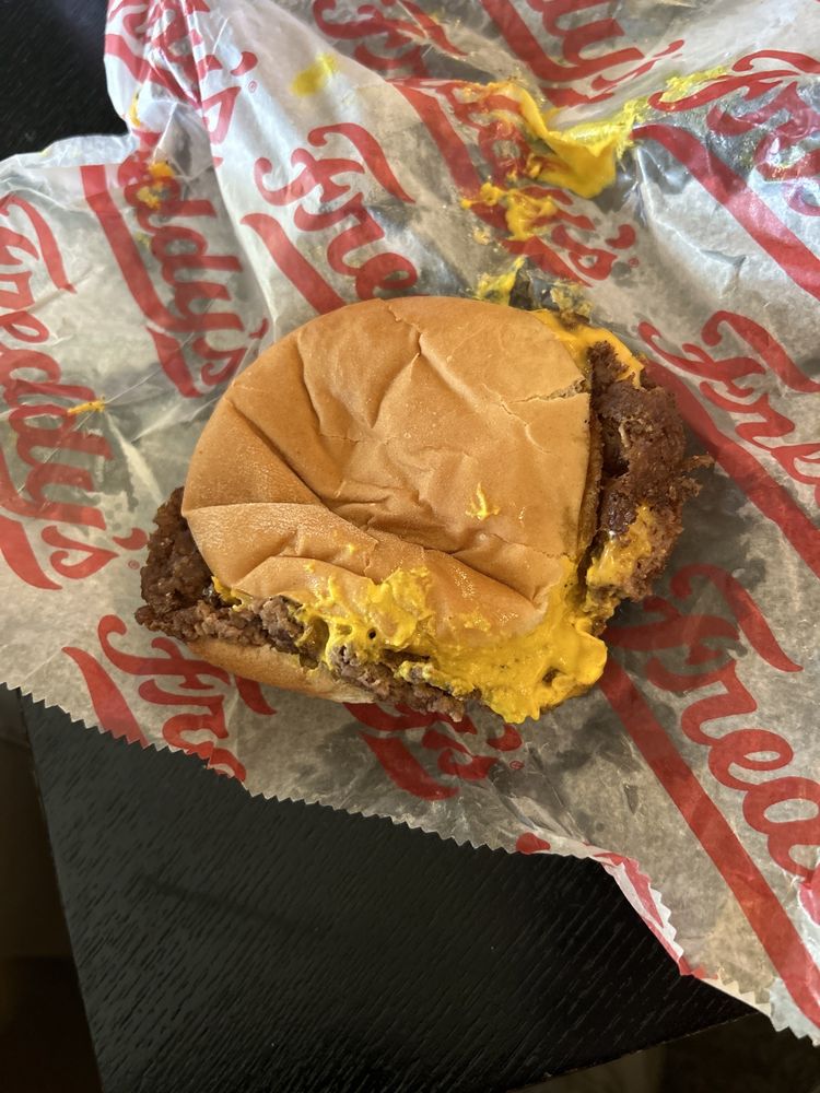 Freddy's Frozen Custard & Steakburgers Logo