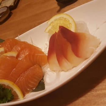 Washoku Bistro - Salmon and surf clam sashimi - Japanese Near Me - Edmonton, Alberta Washoku Bistro - Salmon and surf clam sashimi - Japanese Near Me - Edmonton, Alberta