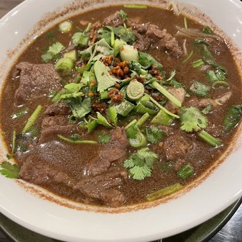 29 Pad Thai - Floating Market Soup - Thai Near Me - Springfield, Virginia