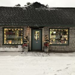 Higher Grounds Cafe - Flowers and coffee to go. North Branch Floral and Higher Grounds Coffee a pair for the holidays!