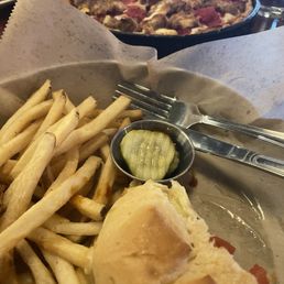 BBQ Bacon Chicken Sandwich; Chicago Classic BBQ Bacon Chicken Sandwich; Chicago Classic
