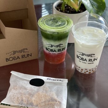 Boba Run - Strawberry matcha latte & Honeycomb dalgona latte - Bubble Tea Near Me - Vancouver, British Columbia