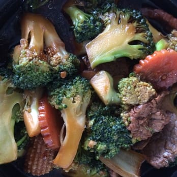 C'est Bon - Beef broccoli: should be renamed Broccoli broccoli - Chinese Near Me - Toronto, Ontario C'est Bon - Beef broccoli: should be renamed Broccoli broccoli - Chinese Near Me - Toronto, Ontario