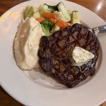 Mission City Grill - Dinner steak - Bars Near Me - Santa Clara, California